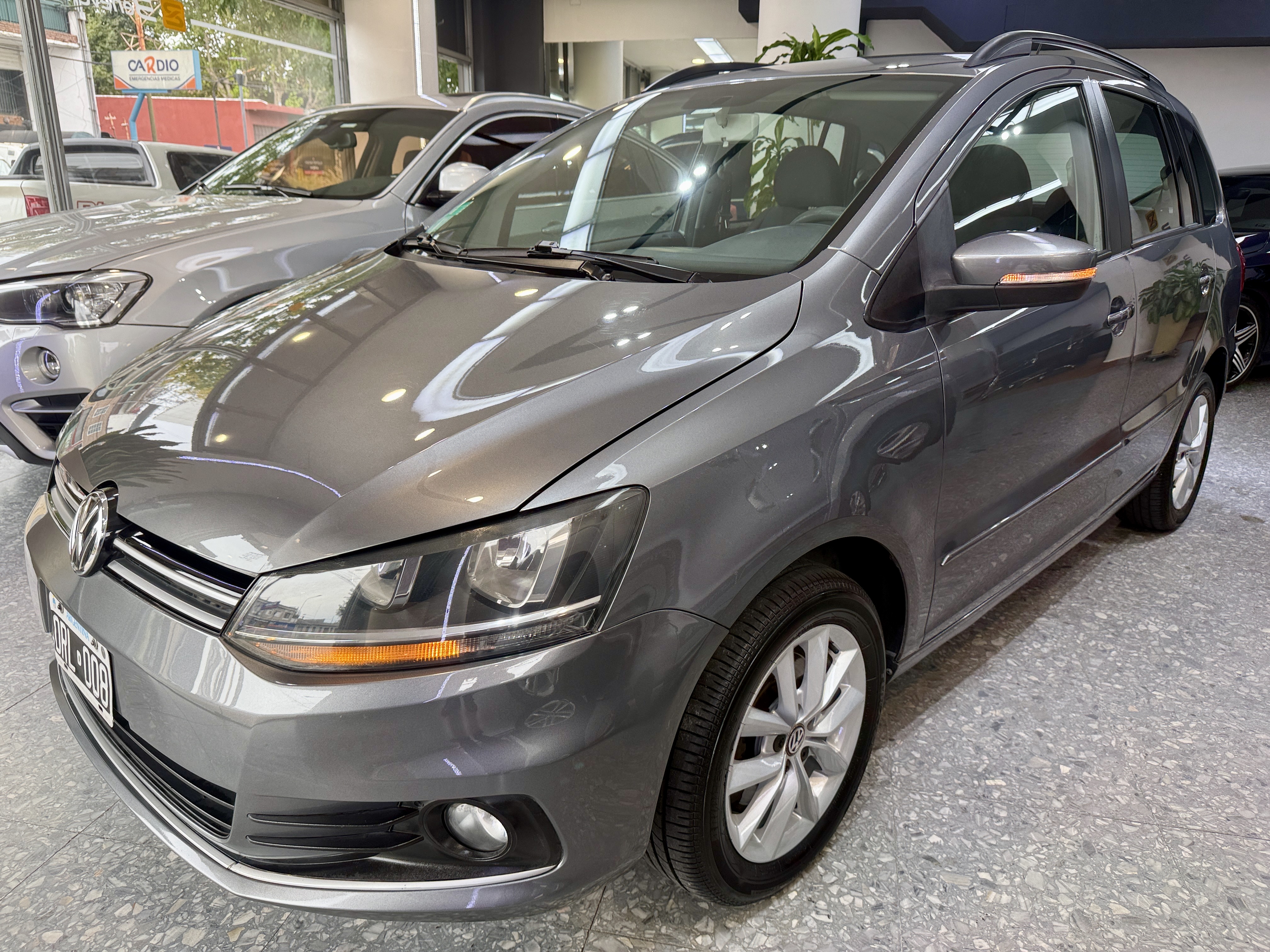 /Volkswagen Suran